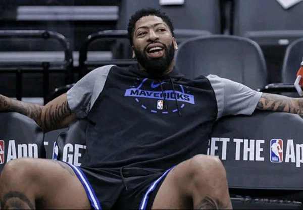 离队倒计时! 戴维斯不在独行侠筹画内 独行侠老鹰已张开战役